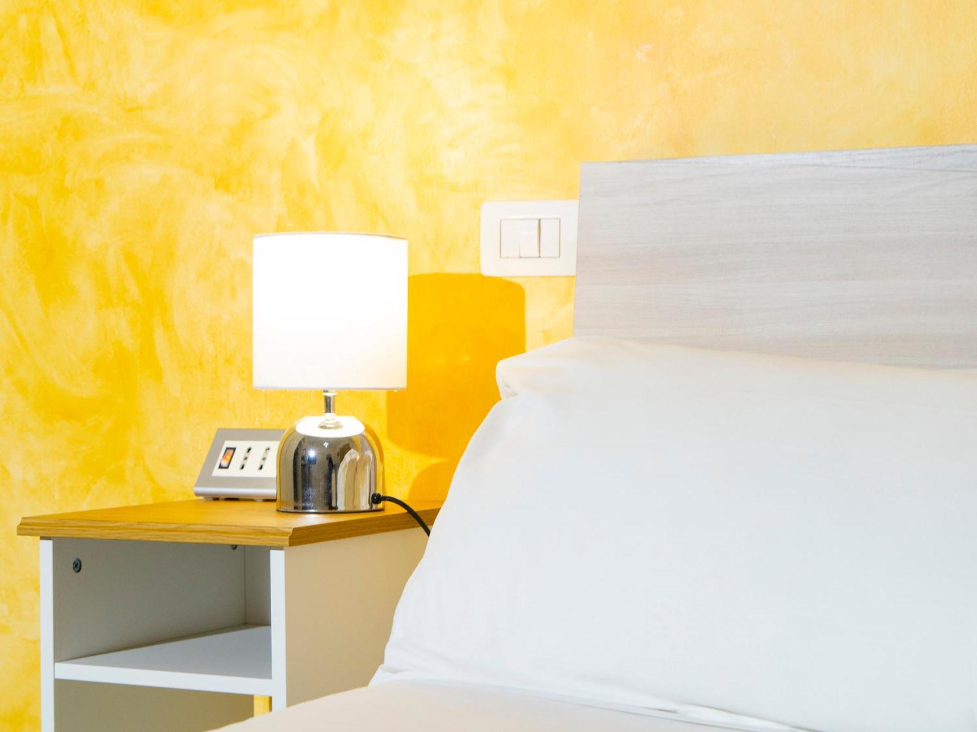 ローマ サロット ピラミデ Bed & Breakfast 部屋 写真
