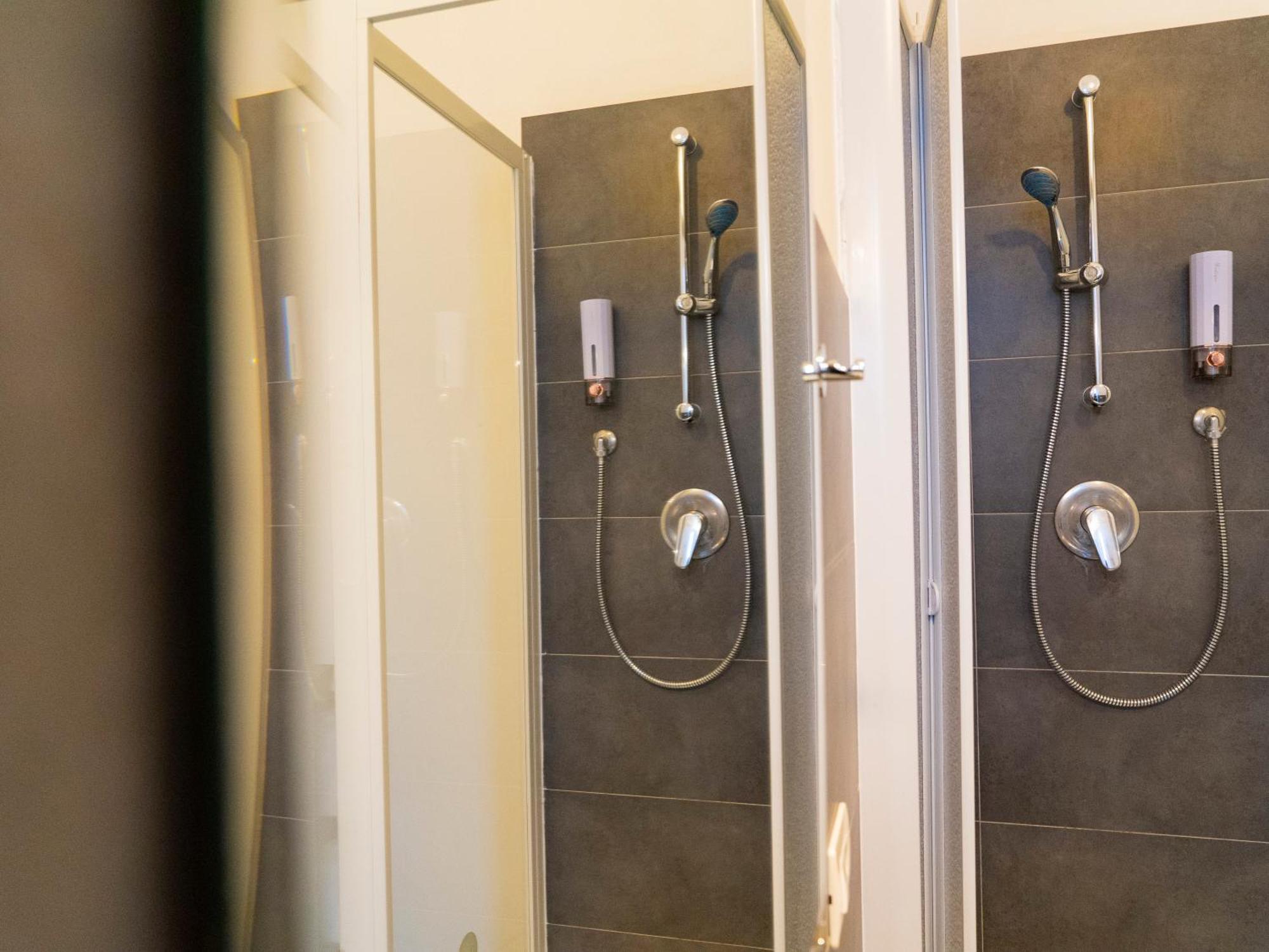 ローマ サロット ピラミデ Bed & Breakfast 部屋 写真