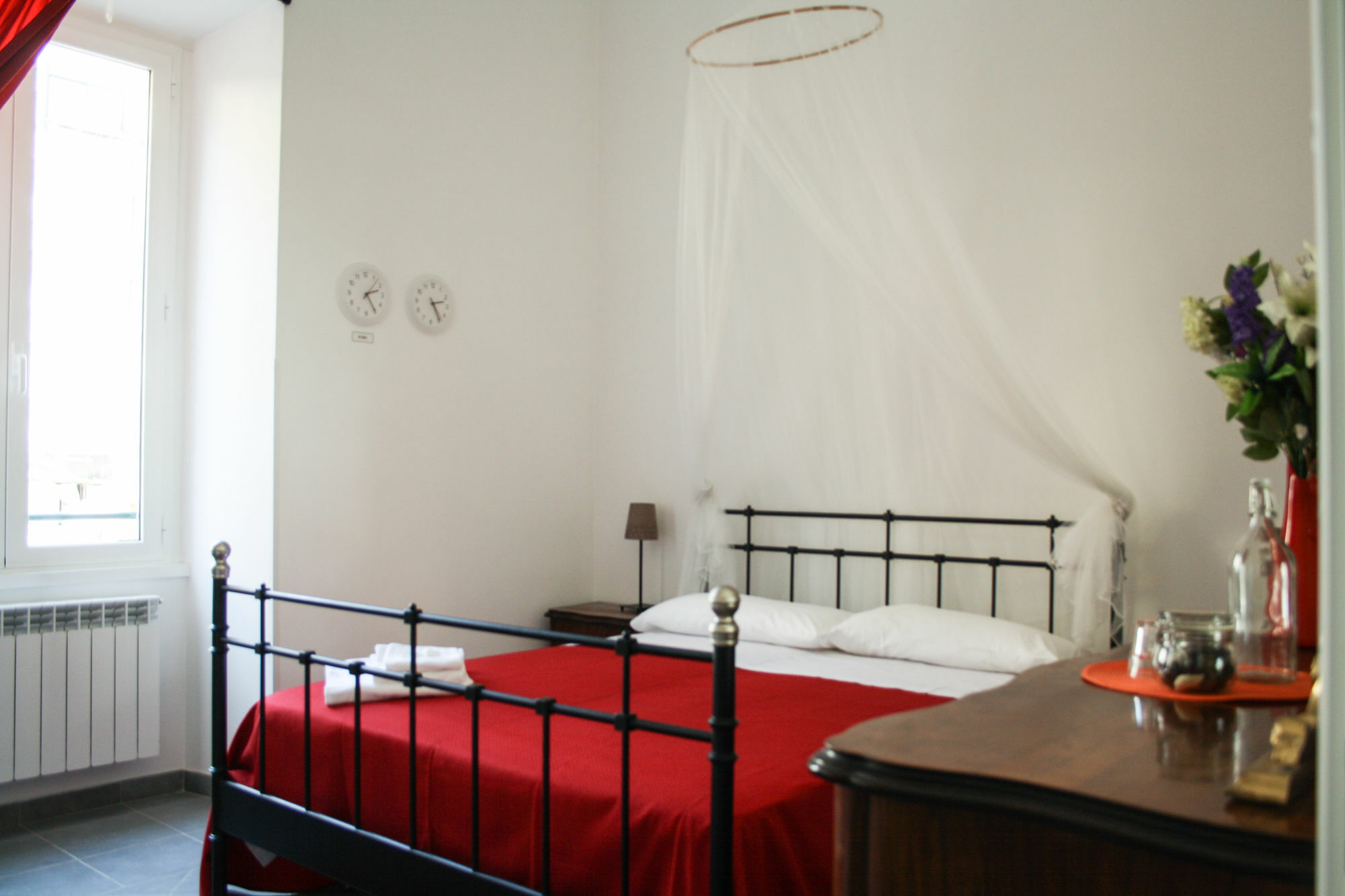 ローマ サロット ピラミデ Bed & Breakfast エクステリア 写真